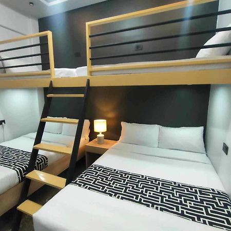 Sands Hotel นาซุกบู ภายนอก รูปภาพ