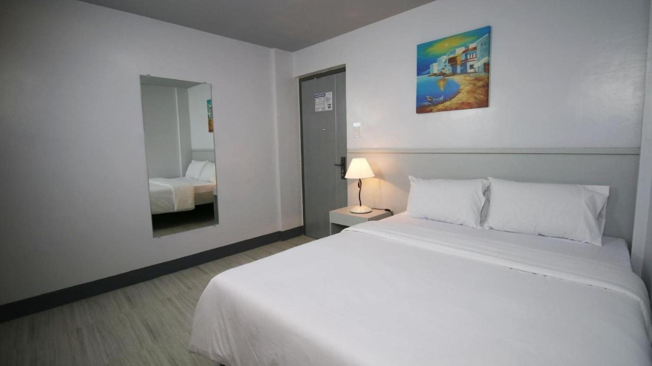 Sands Hotel นาซุกบู ภายนอก รูปภาพ